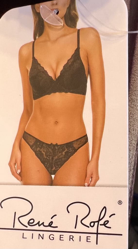 Black or Red bra set 36C/L